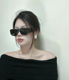 Picture of Fendi Sunglasses _SKUfw54106906fw